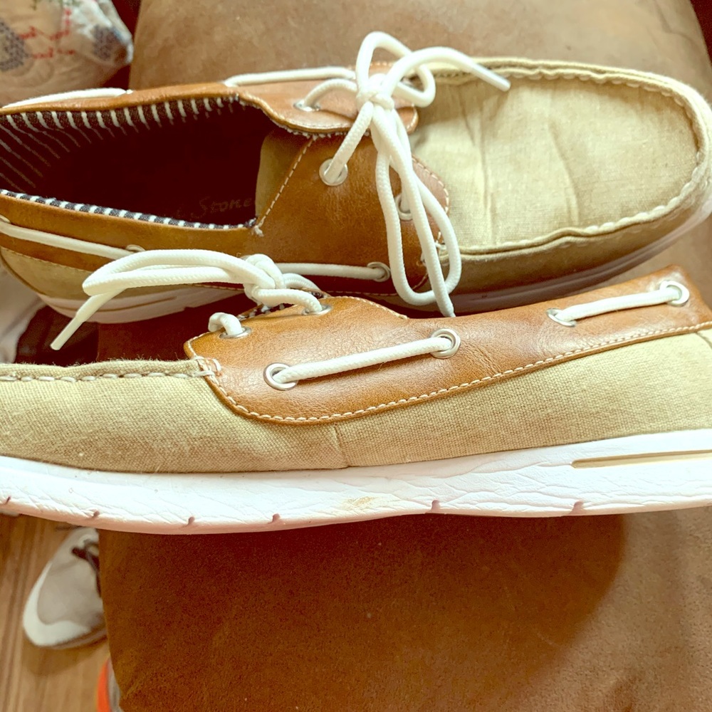 Men’s boat shoes